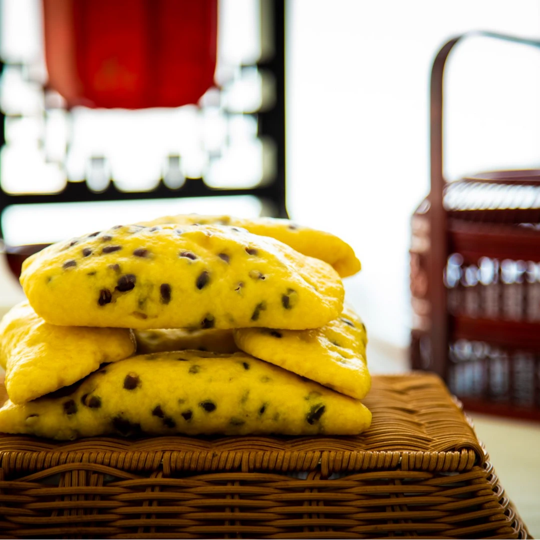 板栗核桃仁蜜豆卷