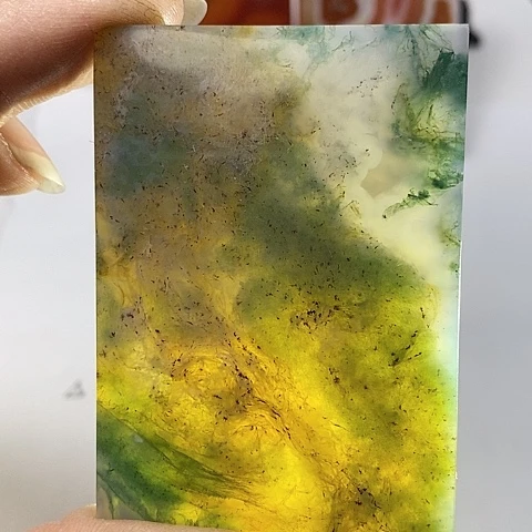 玛瑙/玉髓颈饰未镶嵌小**熙