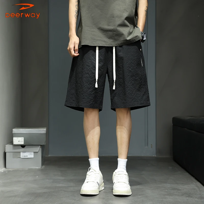 Deerway/德尔惠新款夏季男升级短裤潮牌透气运动简约冰爽休闲裤