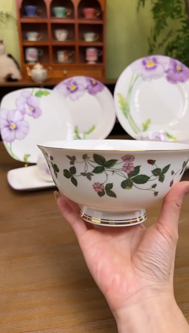 【闪购商品】骨瓷盘野草莓6英寸面碗  1个