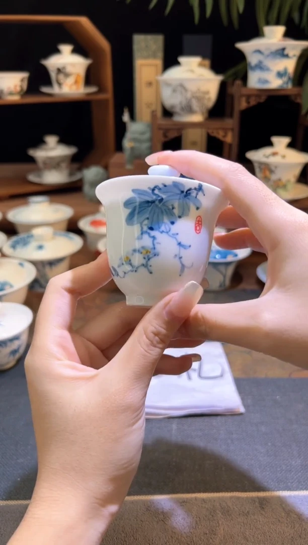 【闪购商品】羊脂玉牵牛花美人肩