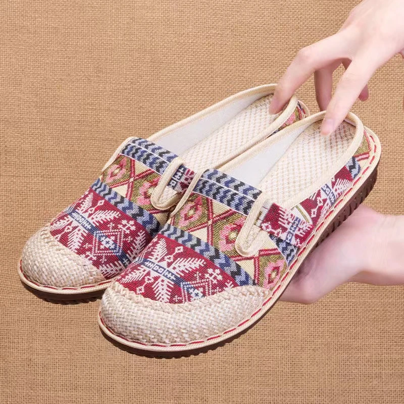 2024夏季新款老北京布鞋女鞋透气网面鞋民族风绣花鞋中老年妈妈鞋
