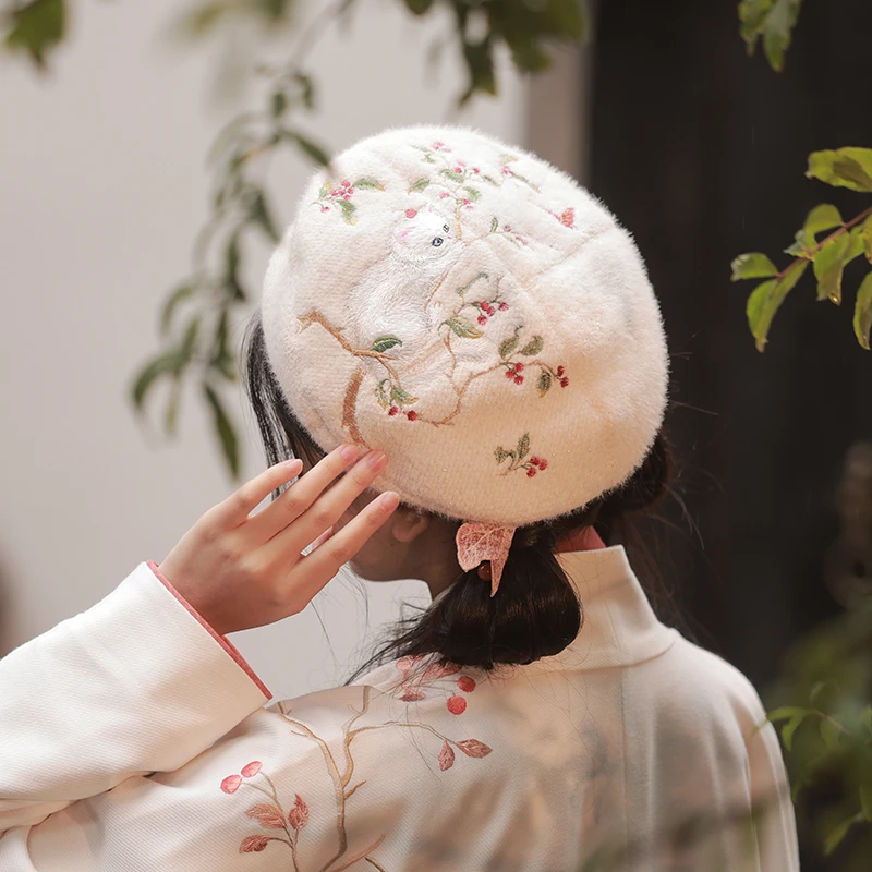 瞳莞原创设计汉服配饰绣花新款秋冬季贝雷帽甜美百搭帽子汉服配饰