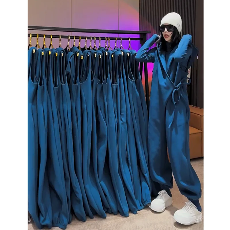 欧洲站2024秋季时尚新款洋气显瘦休闲长袖T恤女高腰减龄背带裤女