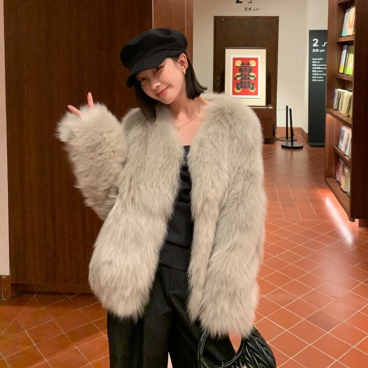 进口砍毛狐狸毛皮草外套女2023新款洋气小个子短款名媛显瘦年轻款