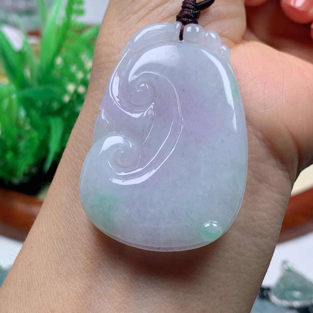 缅甸天然A货翡翠， 春彩如意446/827尺寸50.2-34.5-5.3