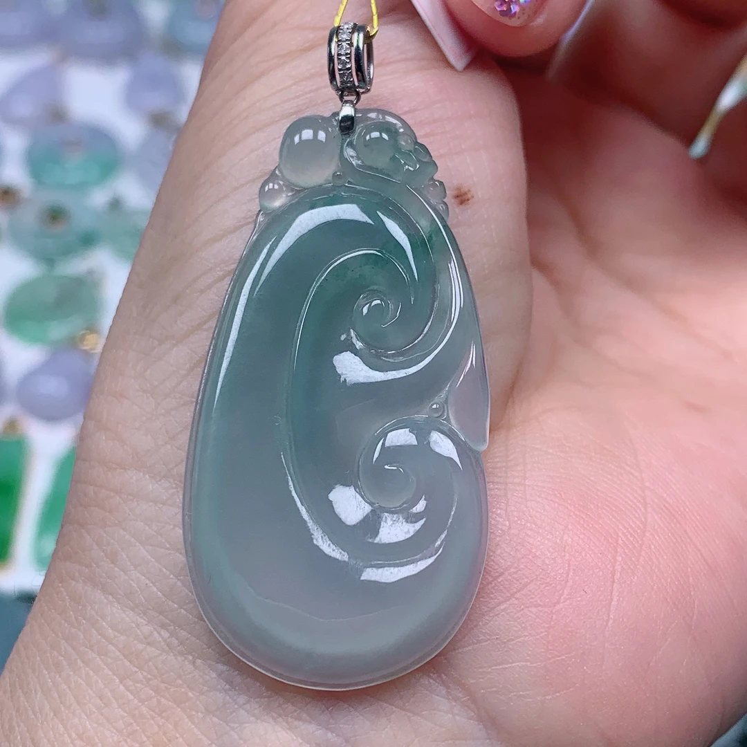 缅甸天然A货翡翠，冰胶如意77/1016尺寸44.8-23-3.5