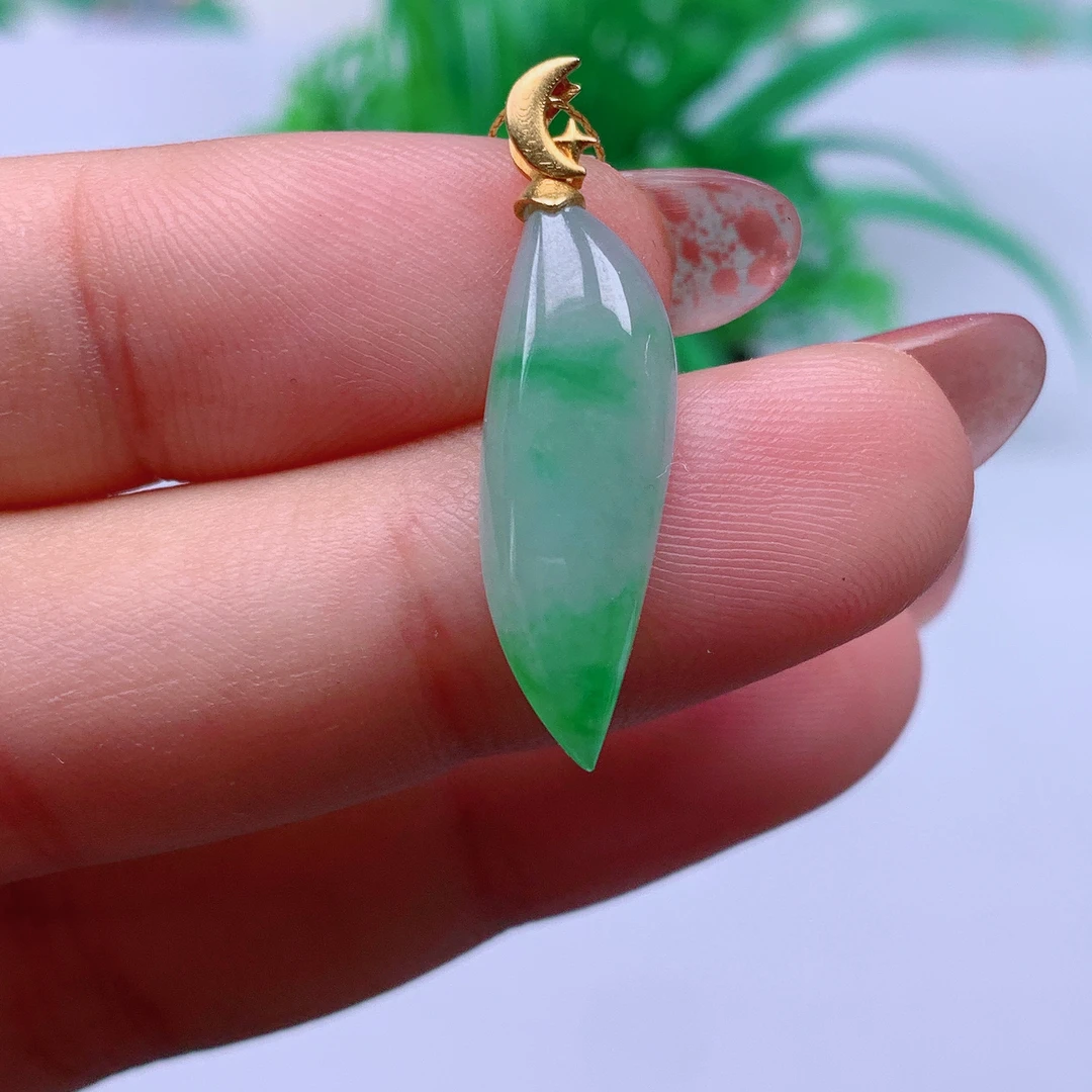 缅甸天然A货翡翠，冰飘绿随形9/1118尺寸24.4-8.2-3.7