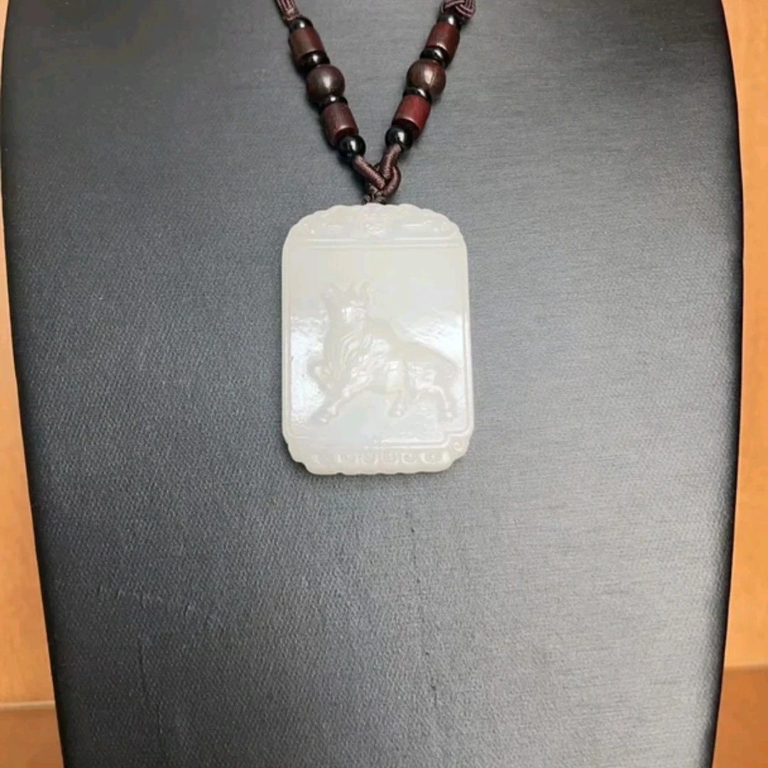 和田玉 牛气冲天 大料 正品