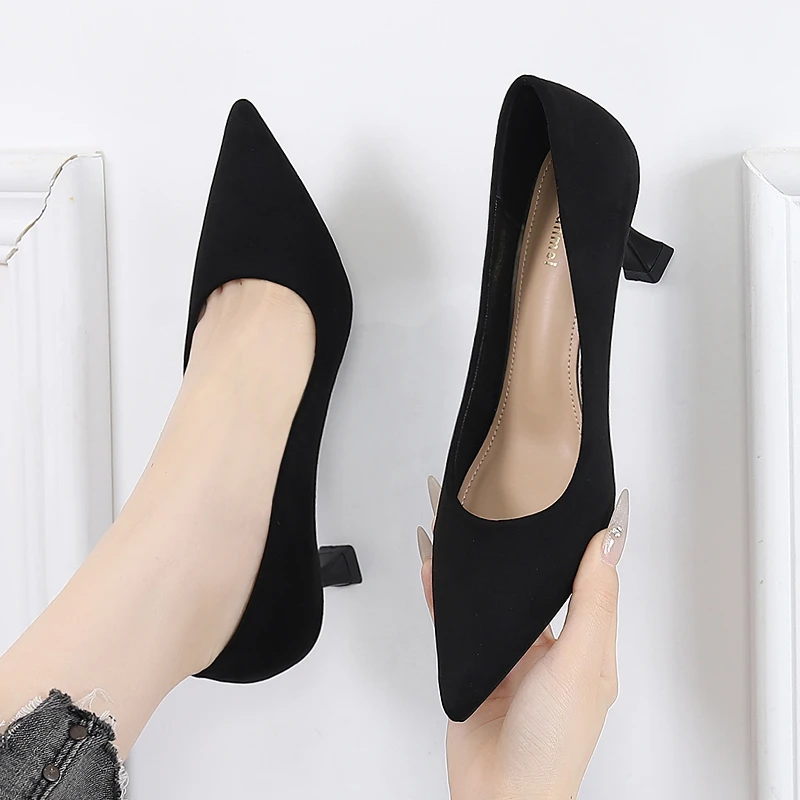 2025春夏新款尖头浅口高跟鞋时尚百搭舒适细跟气质职业尖头单鞋女