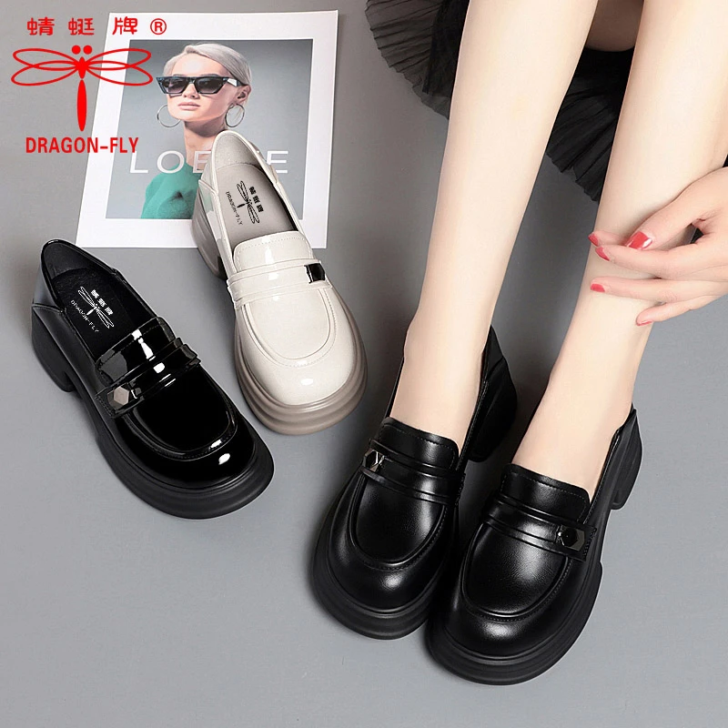 蜻蜓牌厚底软面软底英伦风舒适软弹乐福鞋