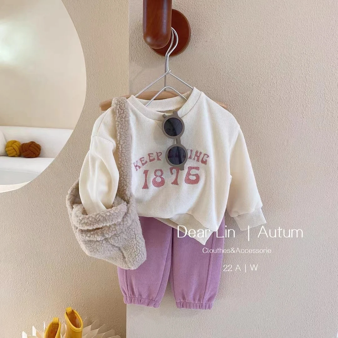 22506女童春秋款时尚宽松字母印花粉紫色绣花套装