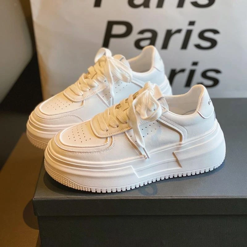 红蜻蜓牌软皮厚底小白鞋女款2023年秋季新款女鞋子增高6cm休闲板