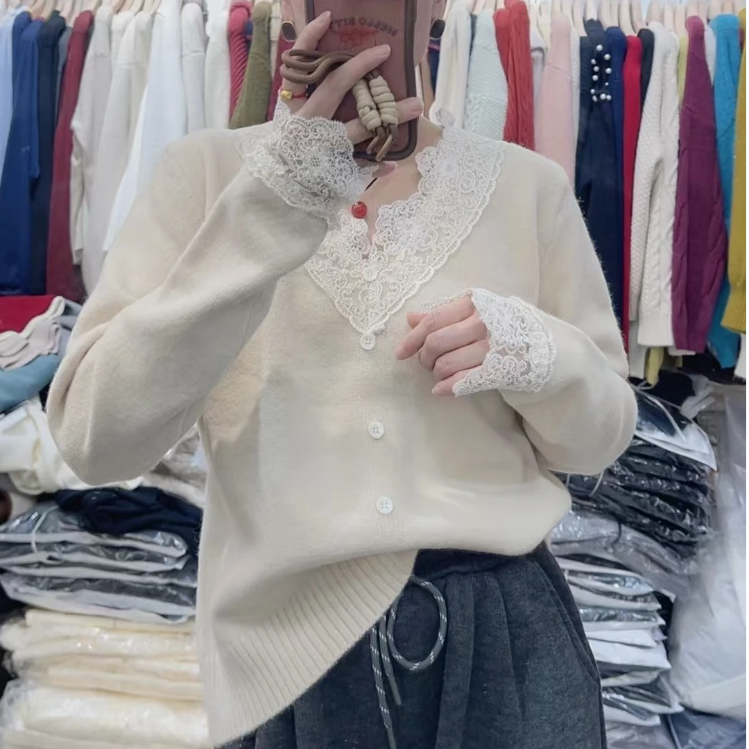 【王晓家】设计感蕾丝针织毛衫