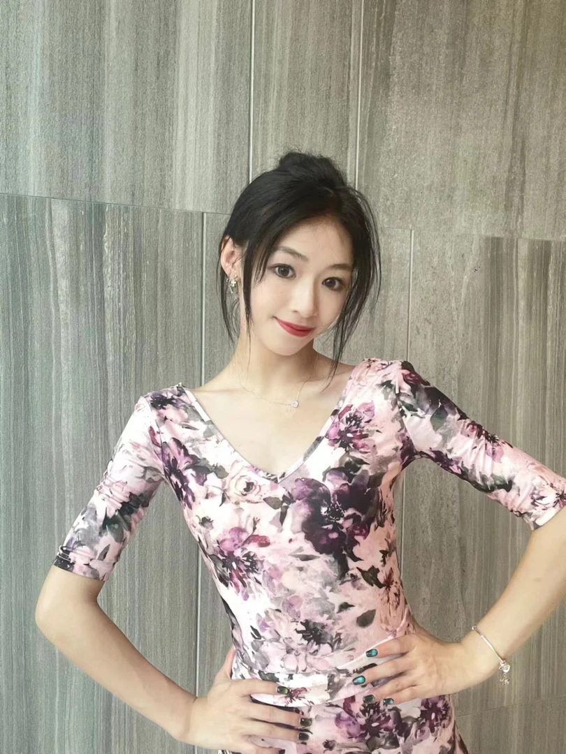 鲸艺舞服摩登舞服J125+J124性感夏季修身印花碎花显瘦拉丁舞中袖