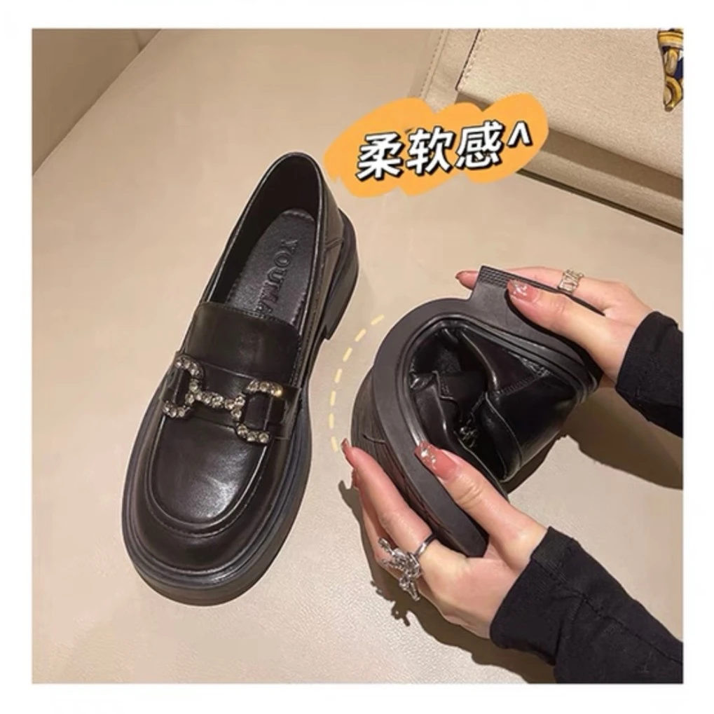 【一见钟情】圆头百搭女鞋英伦风水钻乐福鞋一脚蹬单鞋小皮鞋999