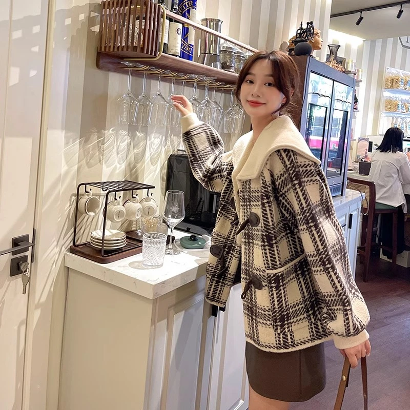 小香风娃娃领格子毛呢外套女2025短款秋冬季宽松显瘦气质呢子大衣