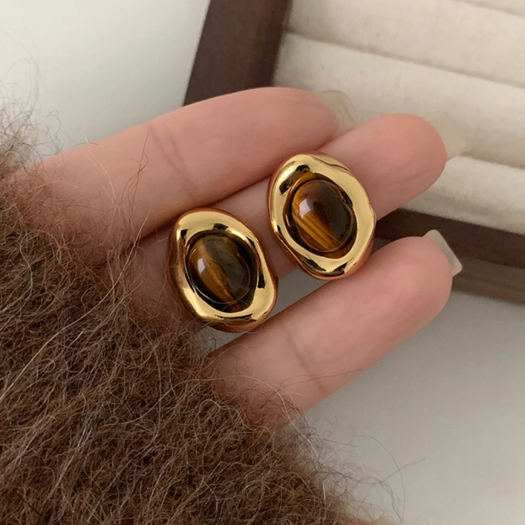 铜合金耳饰 AL5601 不规则小众独特轻奢高级感气质棕色美拉德耳环