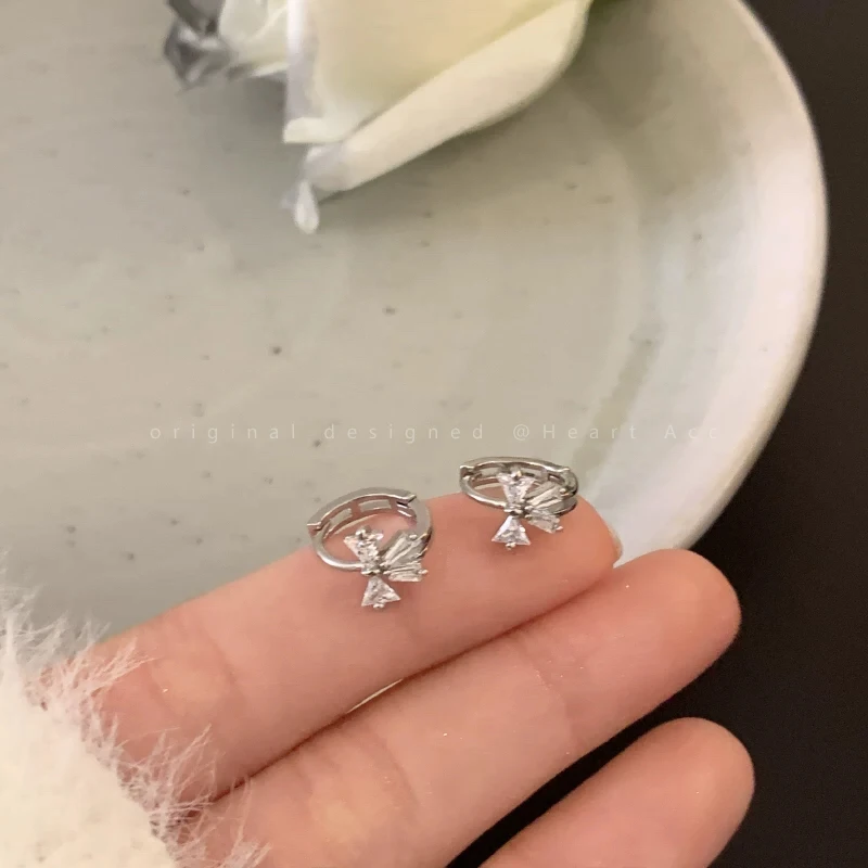 铜合金耳饰 AL627 mini小气质百搭轻奢精致蝴蝶结耳圈耳环耳扣ins
