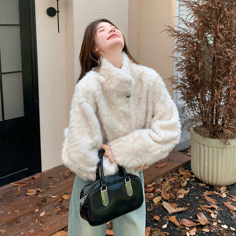 韩系富家千金毛毛外套女冬季2025新款超好看气质保暖皮毛一体上衣
