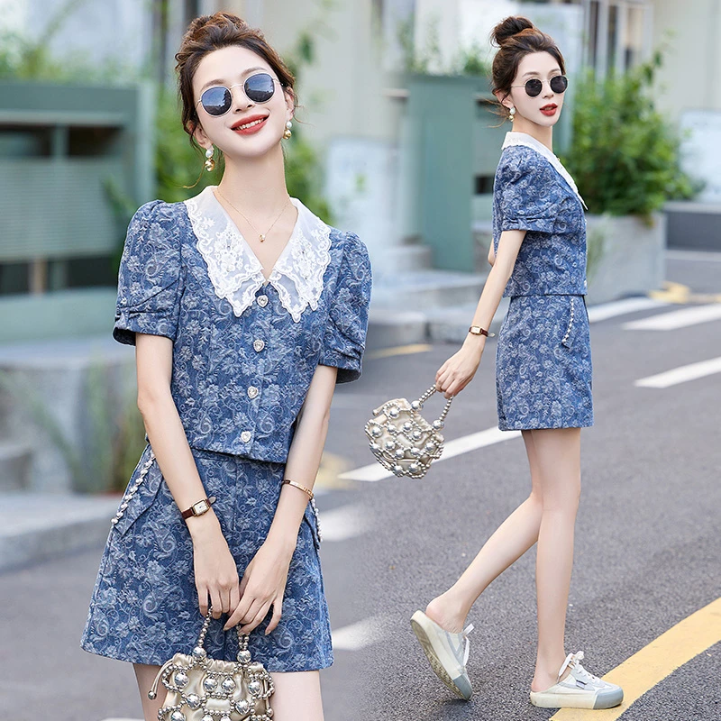 小香风牛仔套装女夏季薄款2025新款蕾丝娃娃领拼接上衣短裤两件套