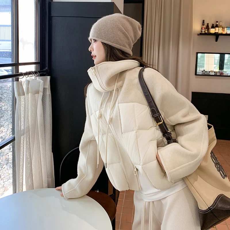 设计感双面呢拼接羽绒服女短款2025年冬季新款大翻领90白鸭绒外套