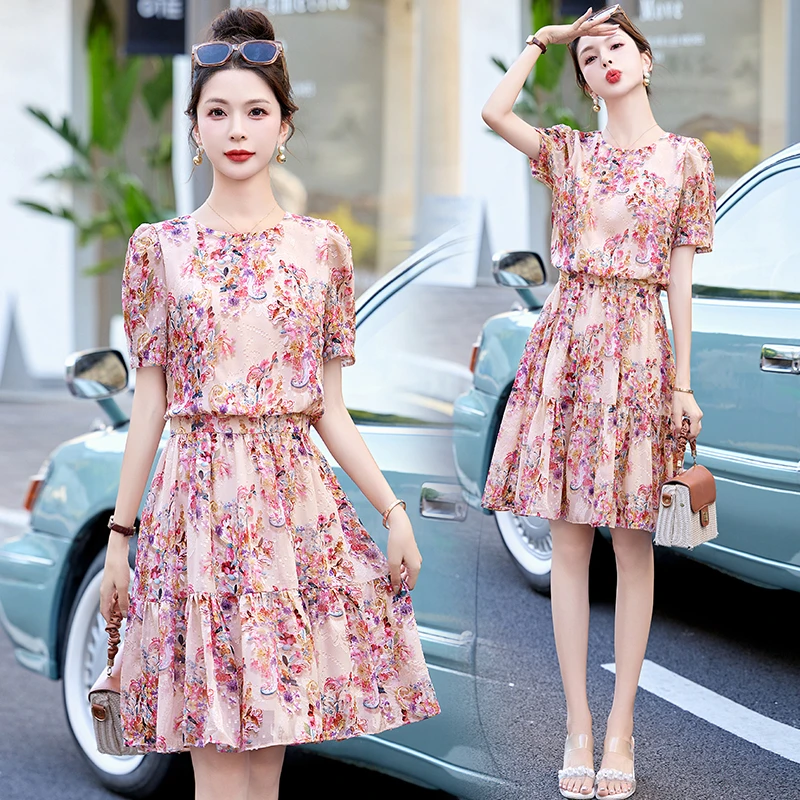 爆款碎花连衣裙女中长款2025夏季新款小个子洋气减龄收腰显瘦裙子
