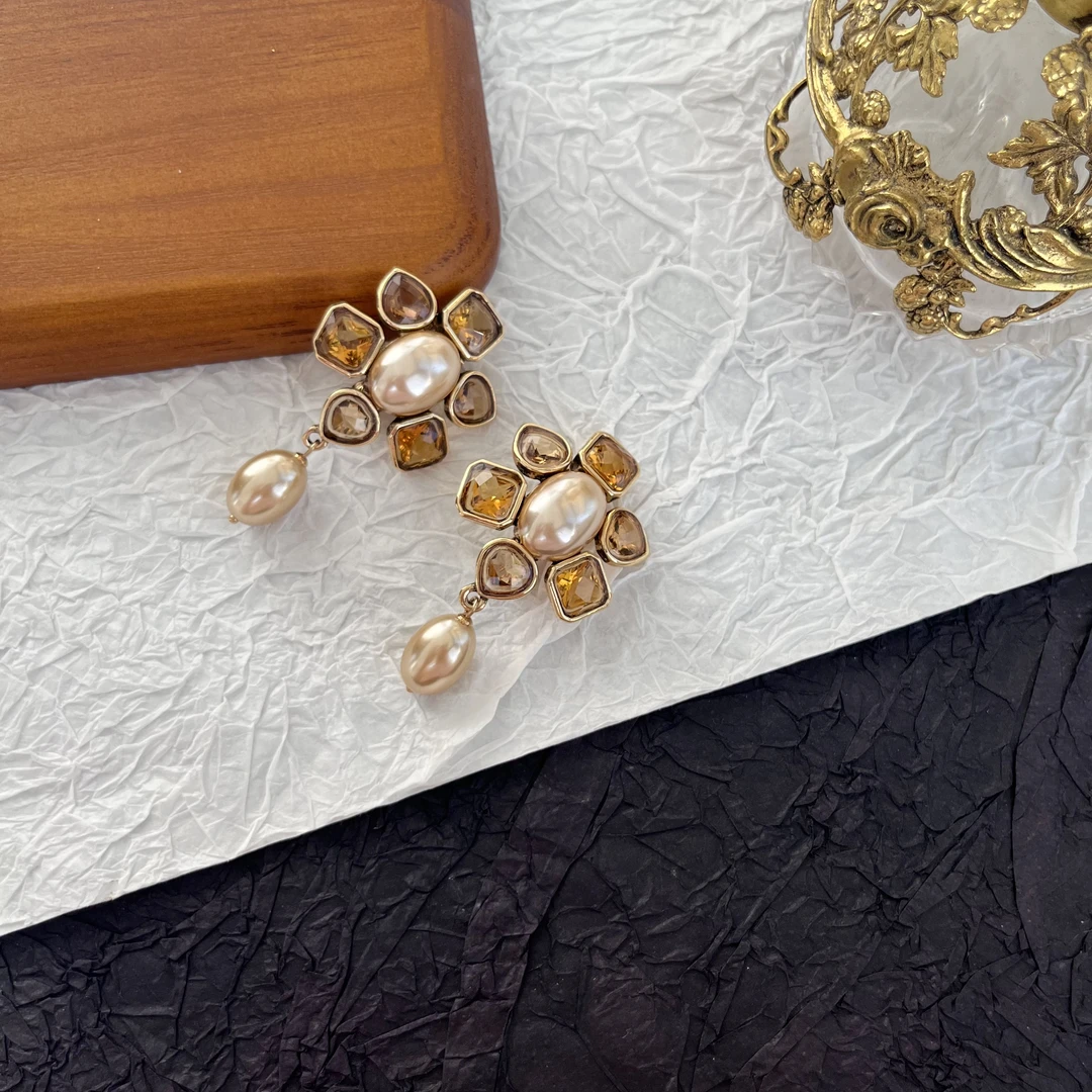 合金仿珍珠耳饰 莫奈贝珠莱茵耳夹