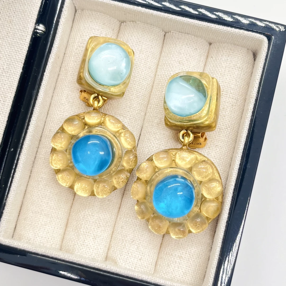 合金树脂耳饰 「Lily中古」DM淡蓝圆花扫肩