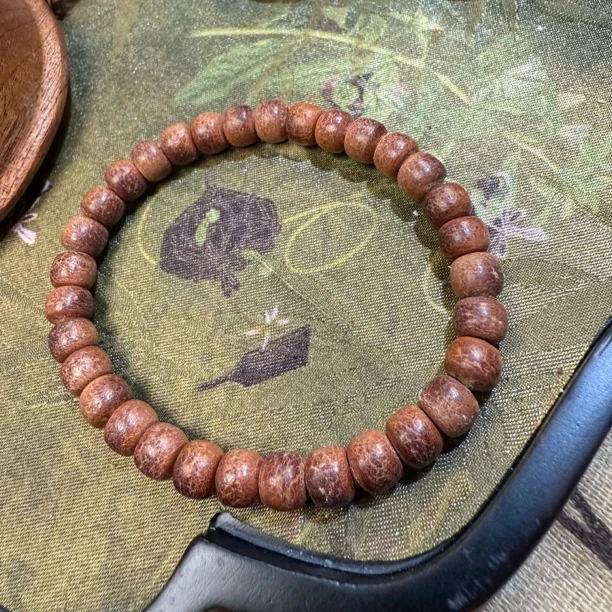 非金属木质手链 牛皮珠子8mm素串（可以沾水）