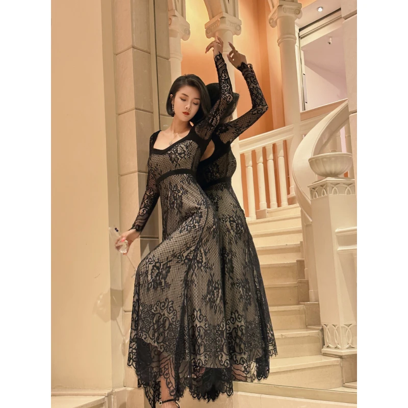 XULU原创高定蕾丝拼接露背纯色拼接轻奢气质修身长袖大方领连衣裙