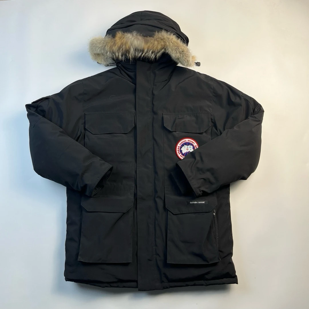 Canada Goose 加拿大鹅/远征款 连帽羽绒服/M码/99新/编号4218