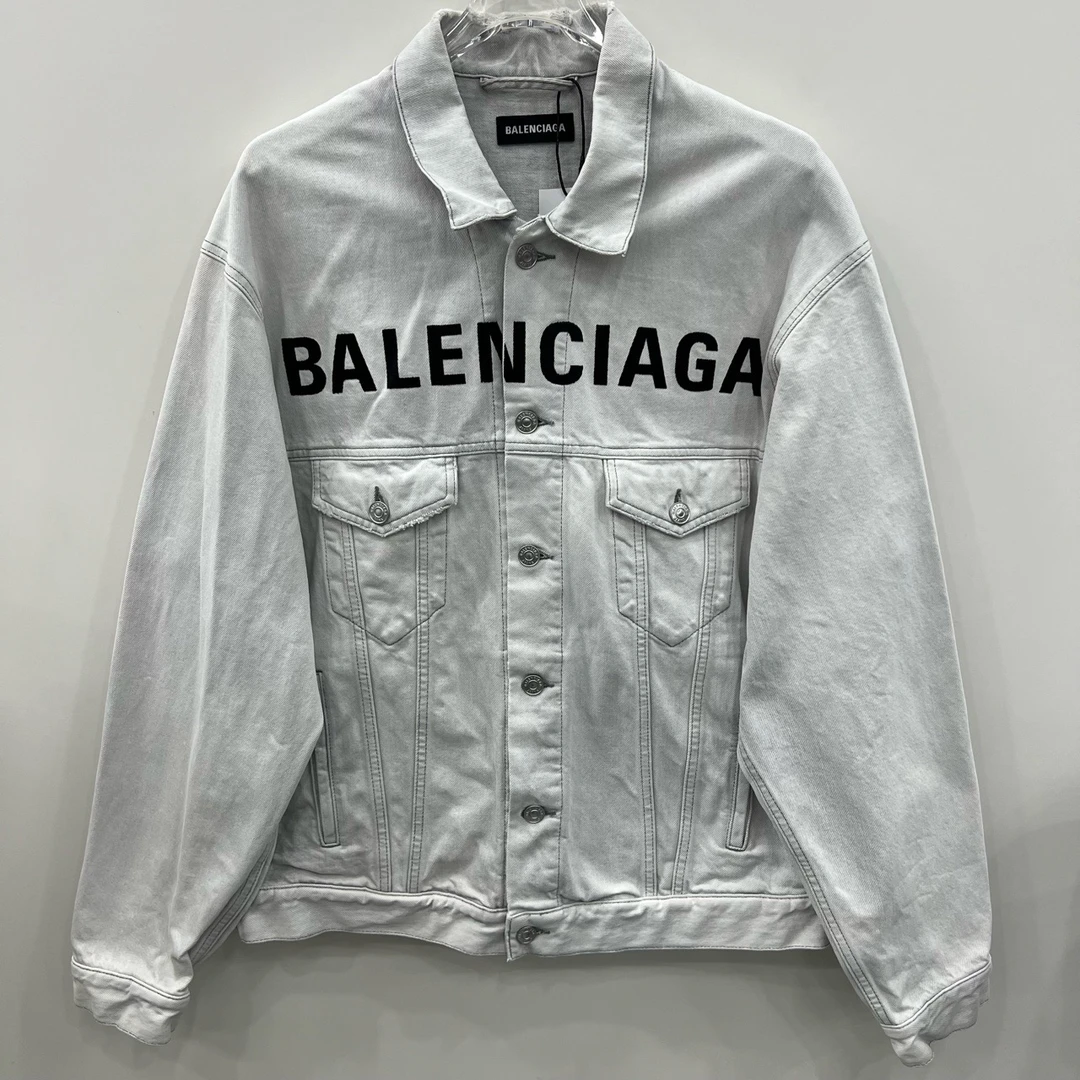 Balenciaga 巴黎世家/胸前logo牛仔外套/尺码48/99新/编号6447