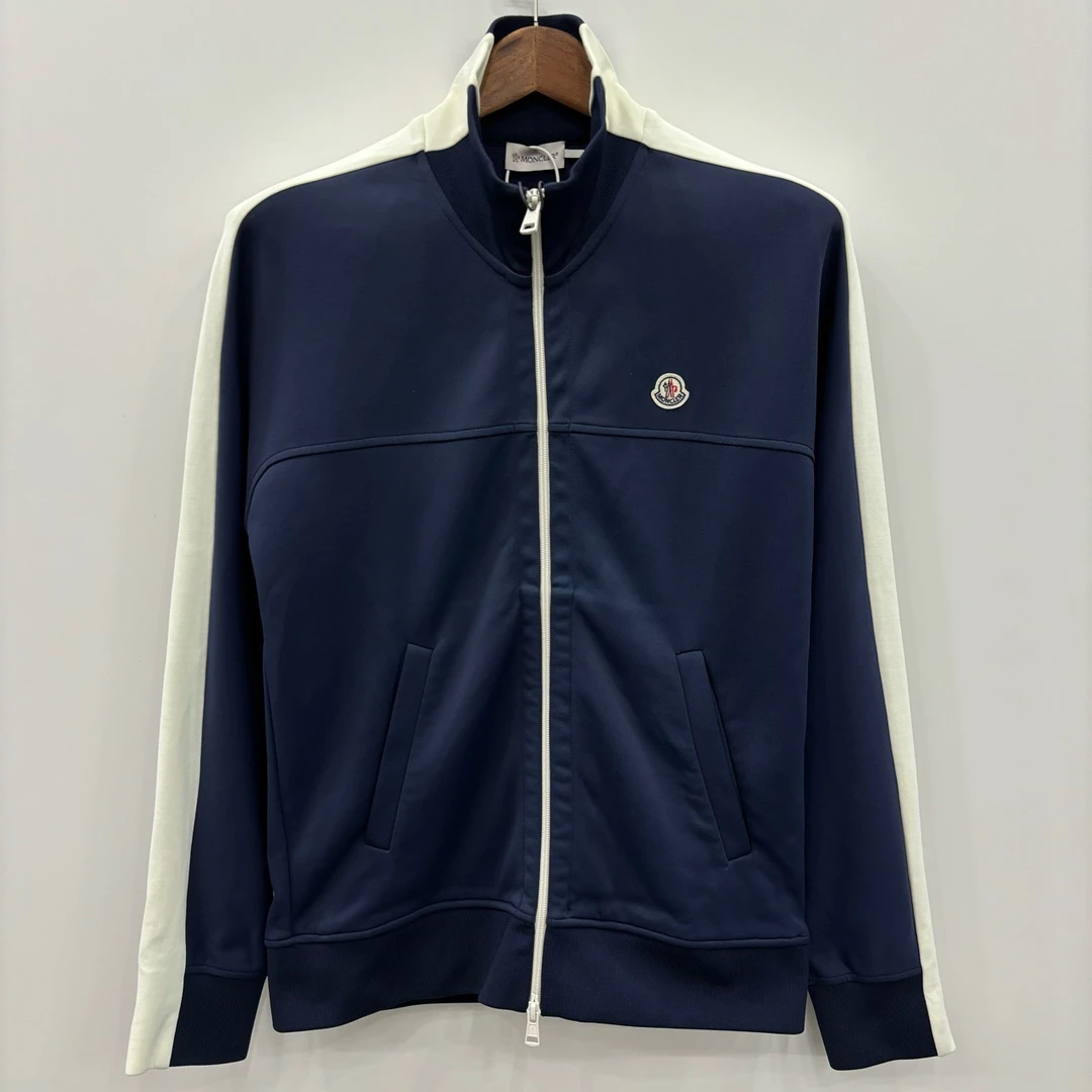 Moncler 盟可睐/植绒logo标拉链运动外套/尺码L/99新/编号6322
