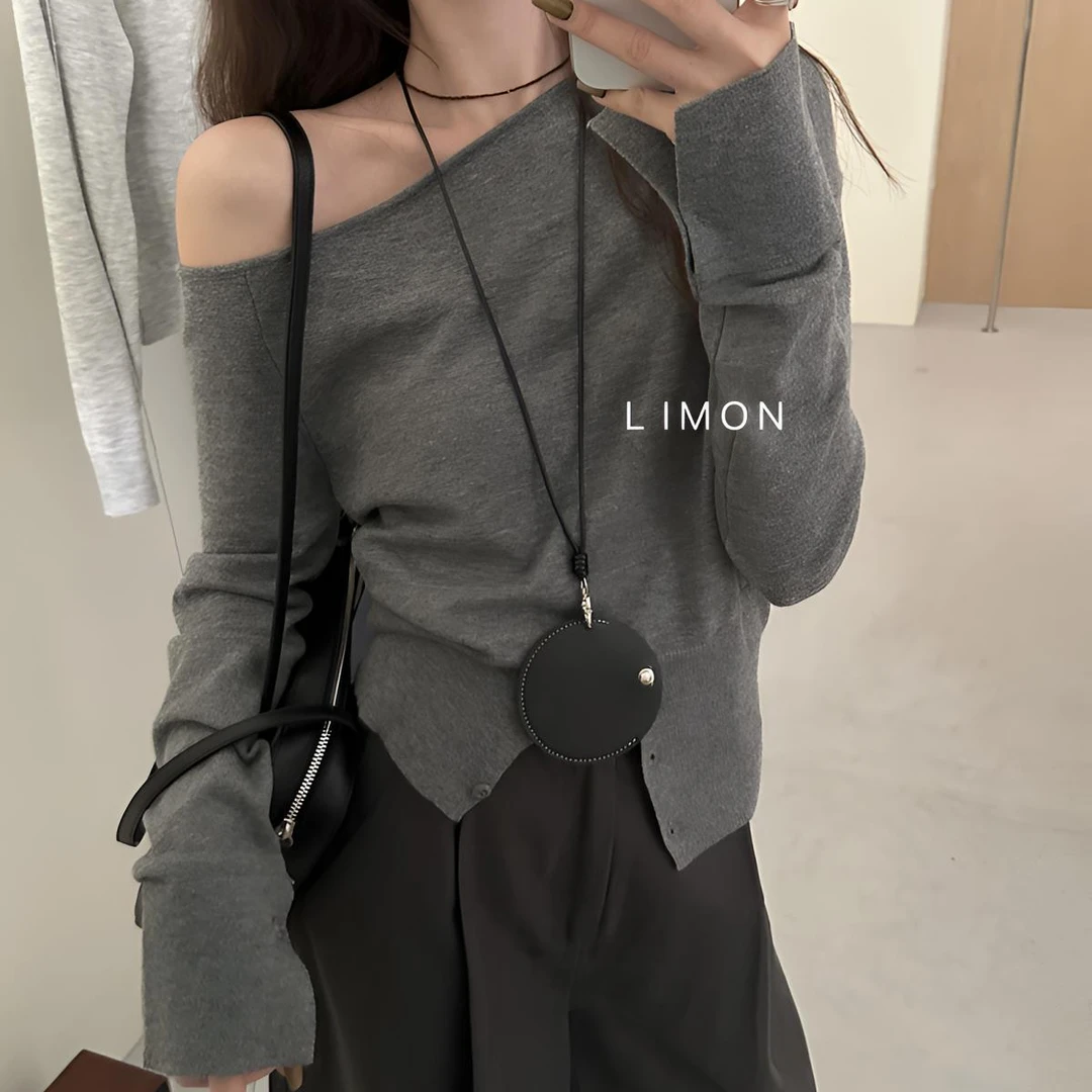 【16STUDIO】慵懒斜肩开衩纯欲天花板显锁骨经典百搭显高级针织衫