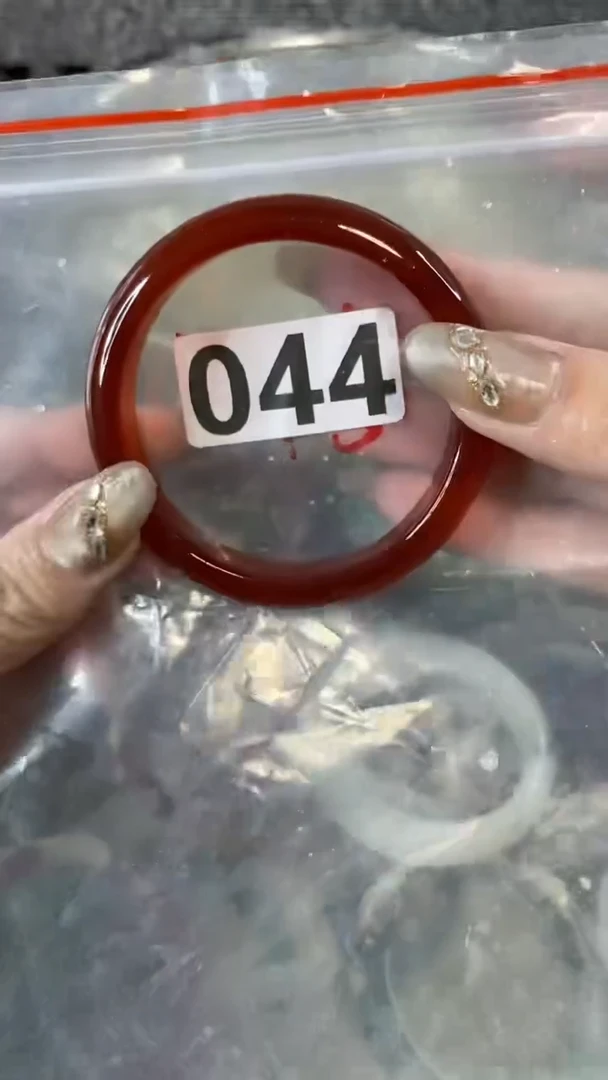 【闪购商品】玛瑙/玉髓手镯未镶嵌5556+044