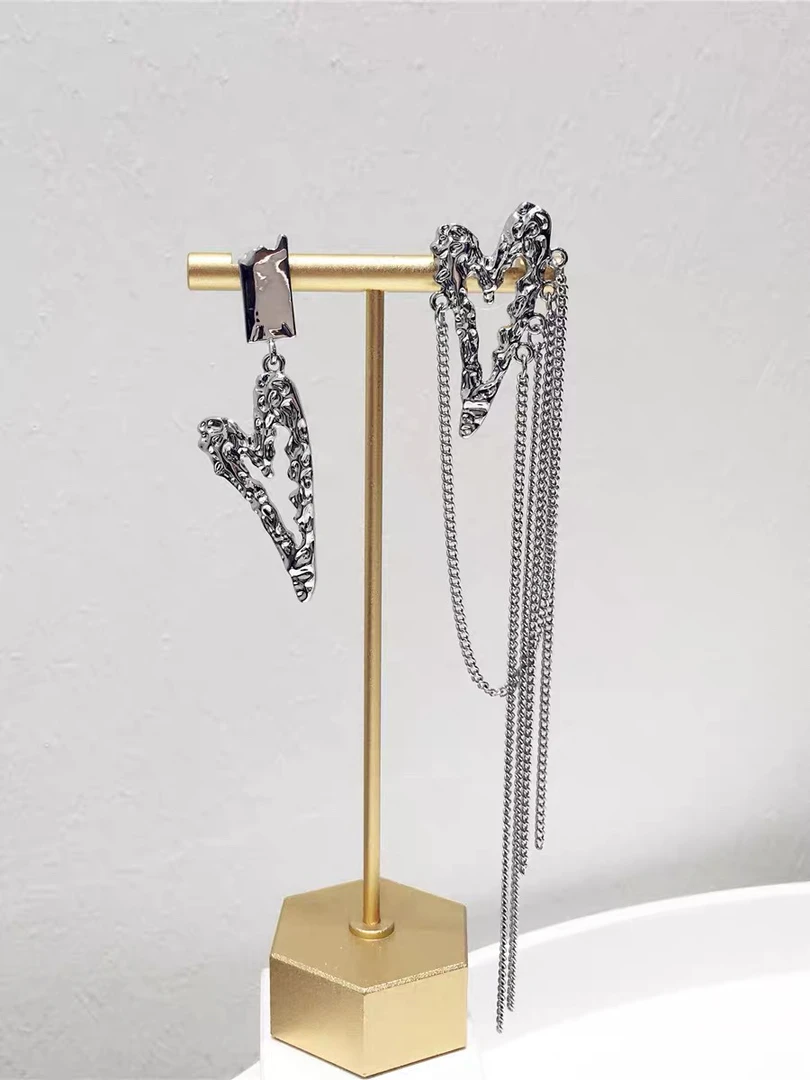 铜合金耳饰 轻奢百搭银色不对称爱心桃心形流苏耳环耳坠饰品新款