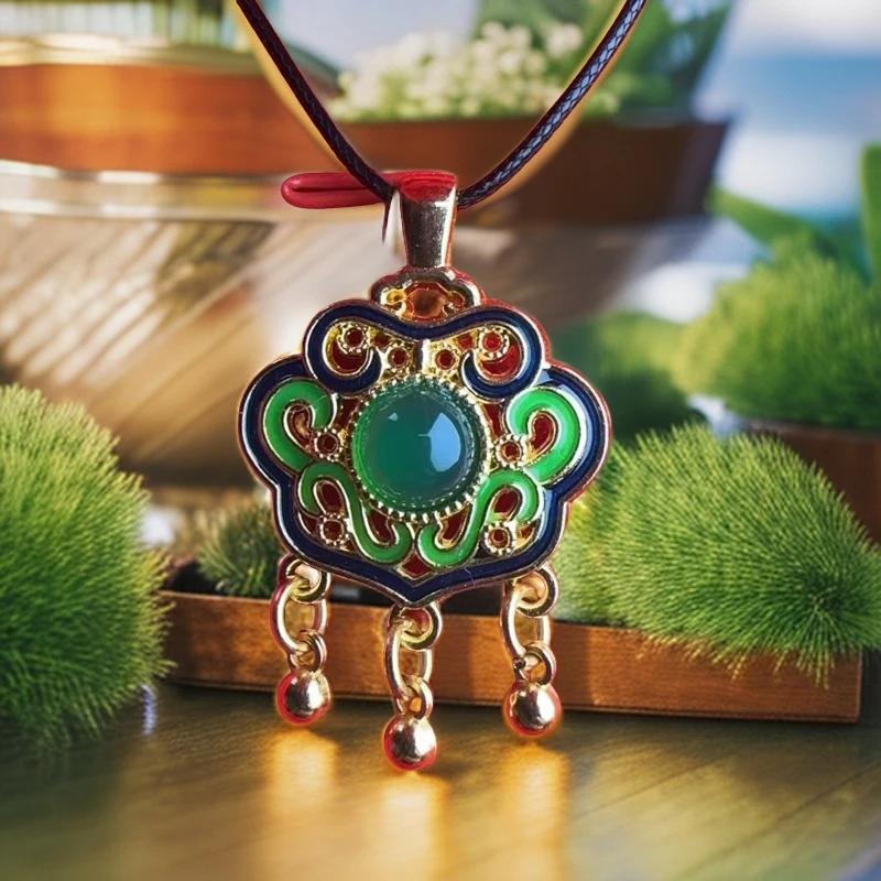 爆款祥云平安锁绿极光玉石吊坠1-52（多样性发货）