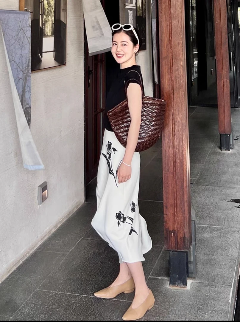 复古设计 高腰优雅气质花卉印花曲线缝纫开衩半身裙