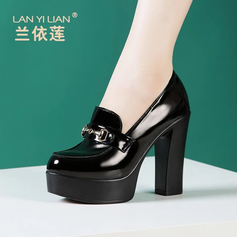 漆皮深口厚底防水台旗袍模特走秀鞋女职业高跟女工作鞋单鞋女粗跟