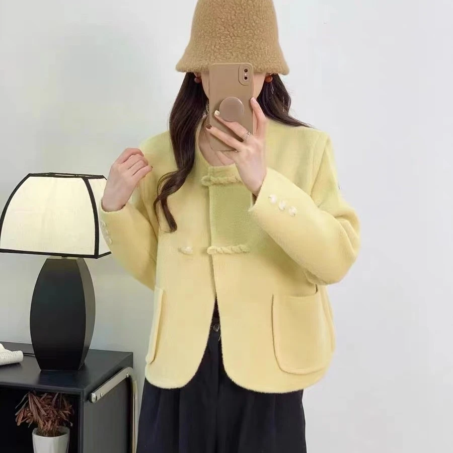 大娟推荐冬季短款加厚小香风呢子外套女