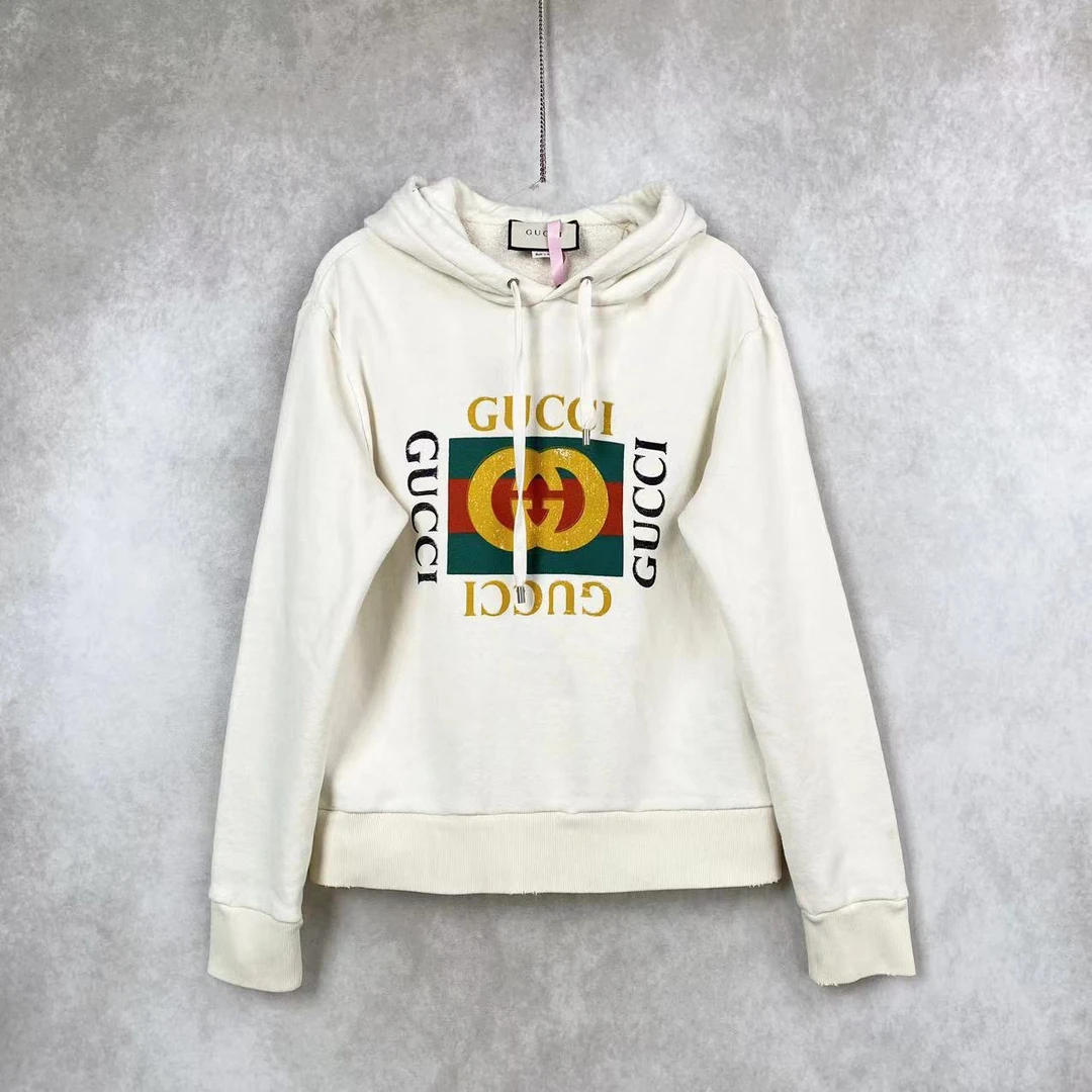 GUCCI/古驰    21641 方块复古做旧卫衣 xs码 微瑕