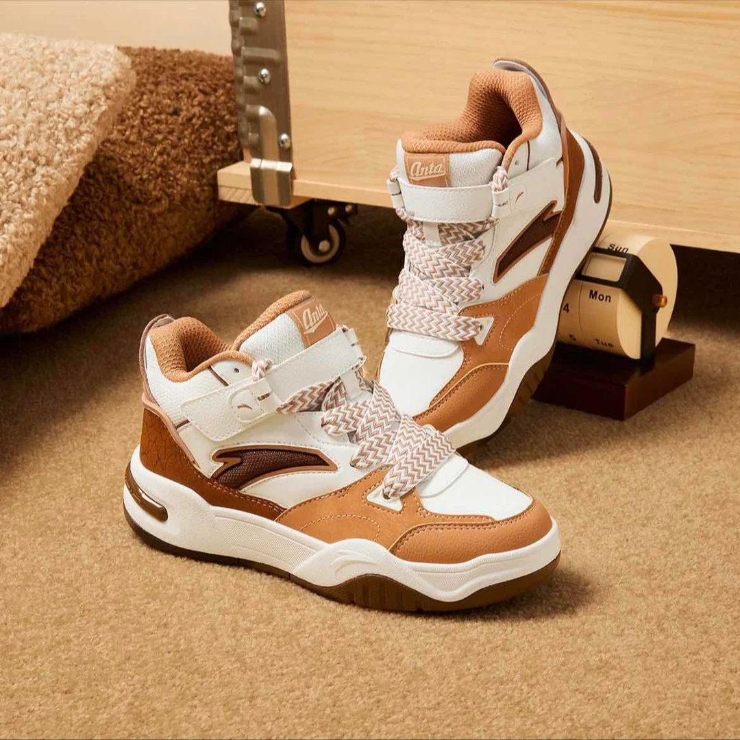 安踏儿童男大童板鞋2025新款舒适防滑耐磨青少年中帮休闲板鞋潮流