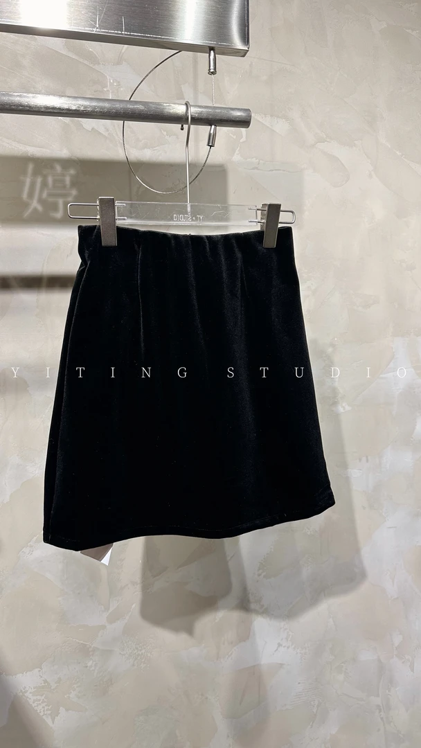 （婷婷同款）加绒短裙009