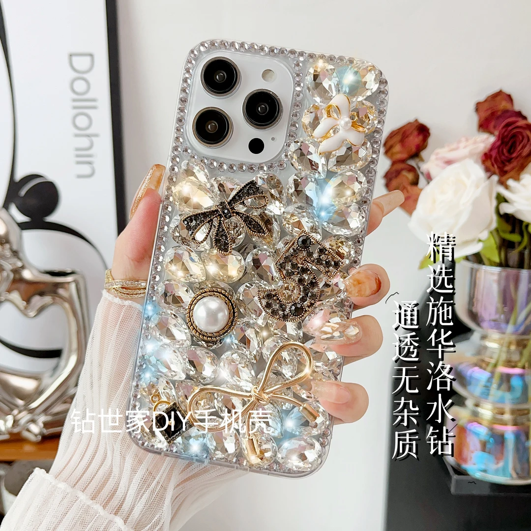 适用苹果16/华为/vivo/OPPO小香风满钻手机壳ins网红女款小熊创意