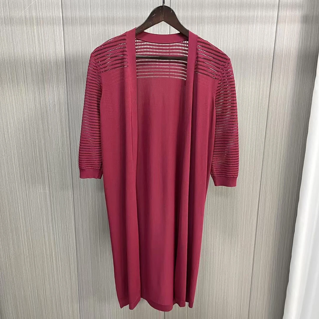 曼系列  Z458   女装时尚撤柜长款针织开衫枚红色