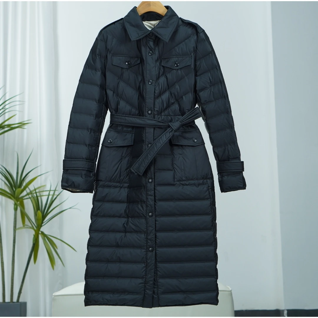 玖系列   WO-508  女装简约时尚羽绒服黑色D21W7305