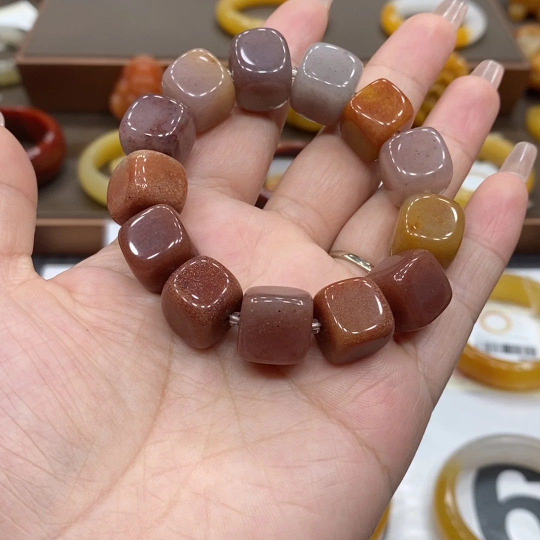 【闪购商品】石英质玉(黄龙玉)手链未镶嵌