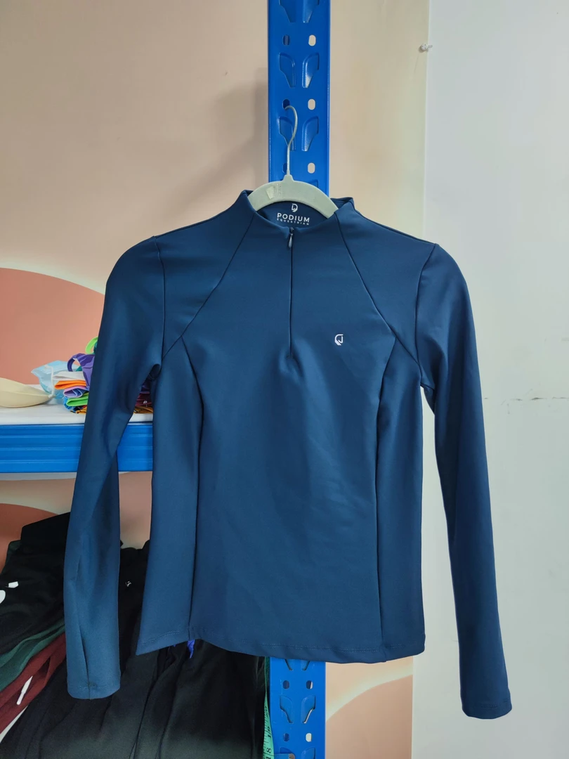 简美健 隐形拉链骑马上衣