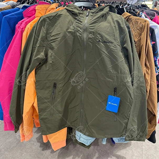 COLUMBIA/哥伦比亚 男款连帽冲锋衣2124041-213
